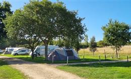 Camping Locmariaquer Des emplacements spacieux au camping de la Tour en baie de Quiberon